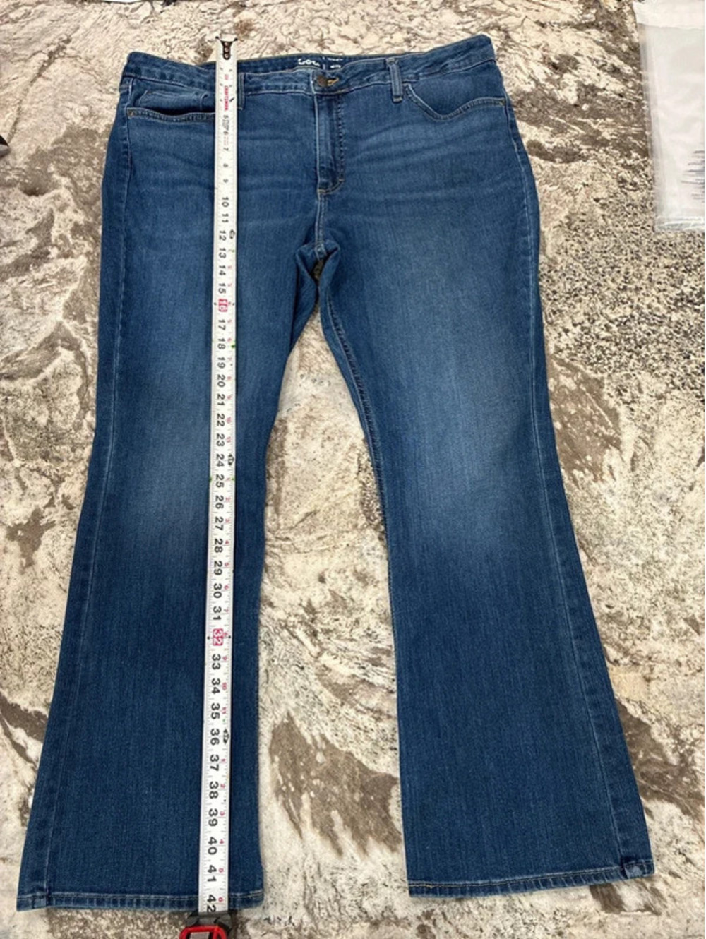 Lee regular fit midrise women’s size 22M